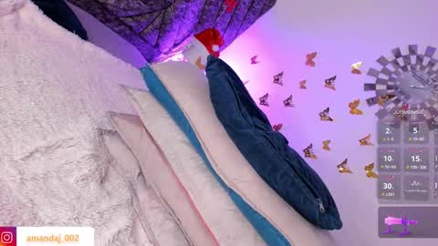 amandajoness  online show from November 22, 7:49 pm