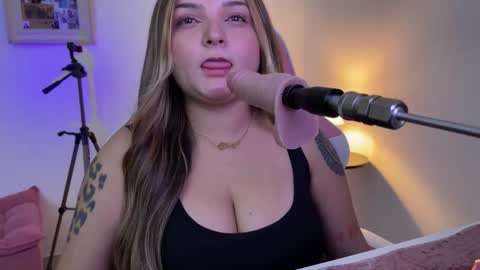 Amandha online show from March 6, 8:59 pm