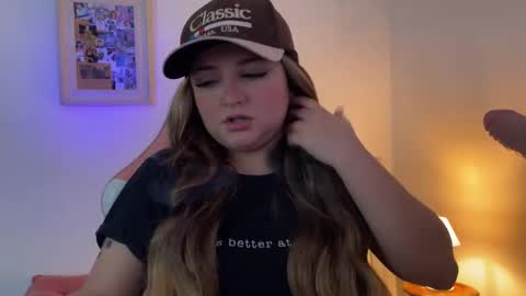 Amandha online show from November 9, 4:47 pm