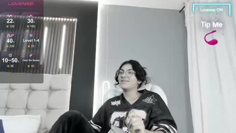      online show from June 15, 2:39 pm