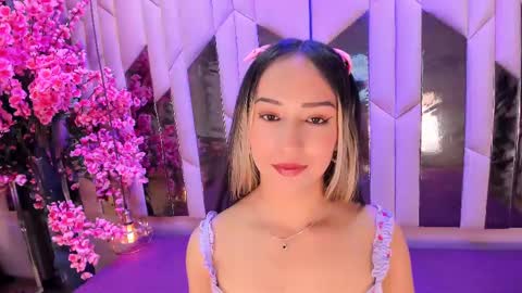 Snapshot of amaradivine chatting on October 10, 12:10 pm   online show from October 10, 12:10 pm