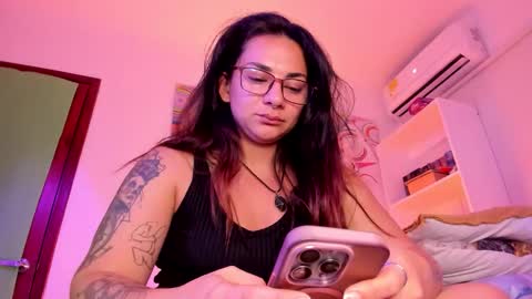 Susan online show from December 18, 2:05 am