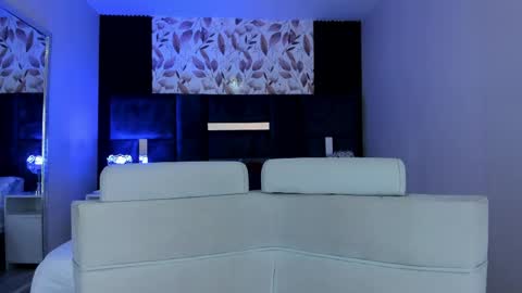 Emily online show from May 26, 12:37 pm