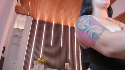 ambarcoxx online show from December 17, 12:42 pm