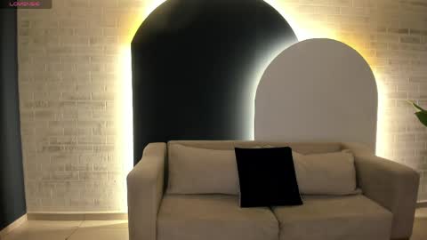 Ambar  online show from March 27, 11:44 am