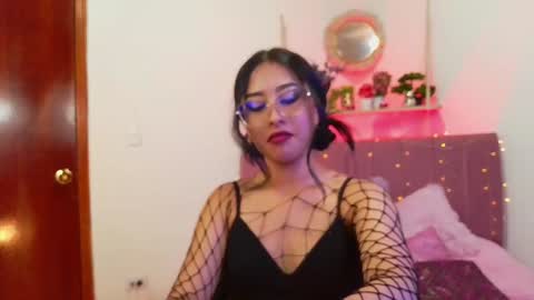 Amber  Astrom online show from January 27, 8:17 pm