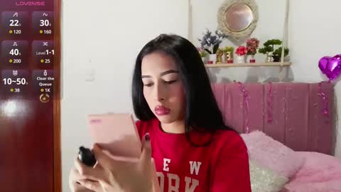 Amber  Astrom online show from February 19, 7:16 pm