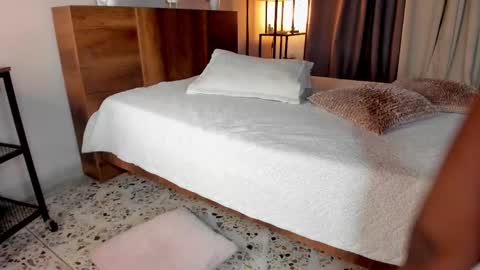 Amber online show from January 18, 9:33 pm