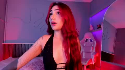 Amber Baker  online show from July 28, 6:20 pm