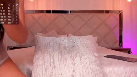 Snapshot of amberlewis_ chatting on September 26, 4:10 am Amber online show from September 26, 4:10 am