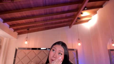 Snapshot of amberlewis_ chatting on September 23, 2:54 am Amber online show from September 23, 2:54 am
