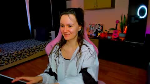Eileen online show from May 26, 4:06 pm