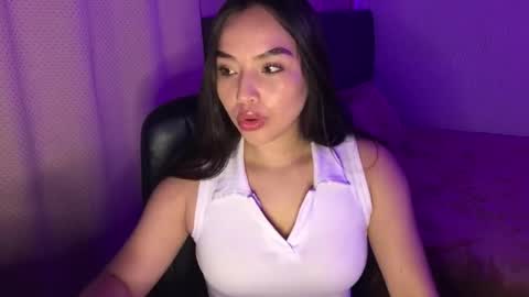 Amelia online show from June 5, 5:08 pm