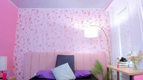 Amelia Adams online show from October 28, 7:19 pm