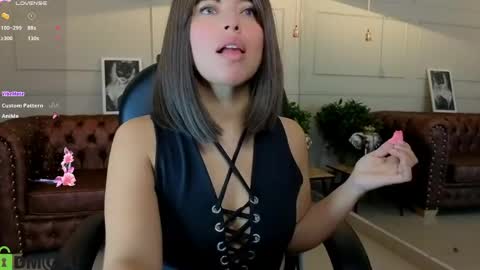 AMELIA online show from May 30, 12:47 pm