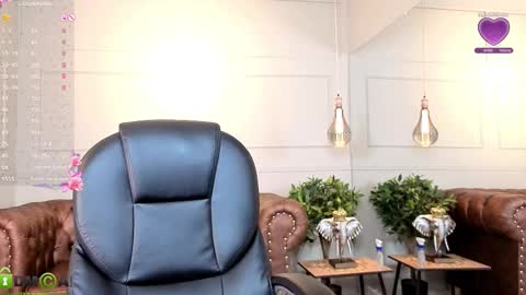 AMELIA online show from March 7, 12:34 pm