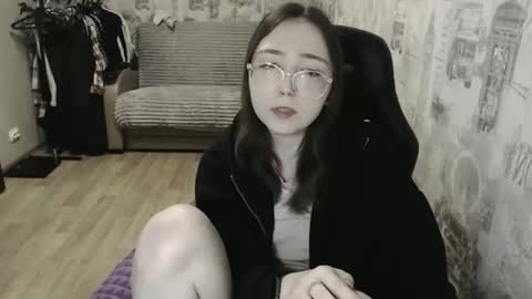 Amelia online show from February 9, 8:02 pm