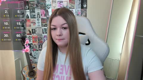 Amelie online show from May 4, 6:17 am
