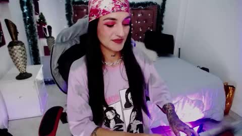 AMELIEROUS .. see you tomorrow  kisses online show from December 27, 7:03 pm