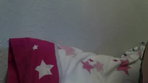 Snapshot of amileamariestar chatting on December 6, 7:32 am amileamariestar online show from December 6, 7:32 am