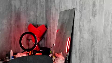 Snapshot of amina_artin chatting on February 23, 5:12 pm Amina online show from February 23, 5:12 pm