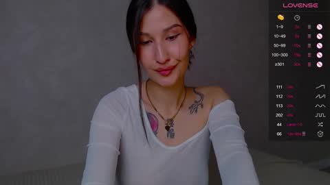 Camilla online show from October 21, 11:31 pm