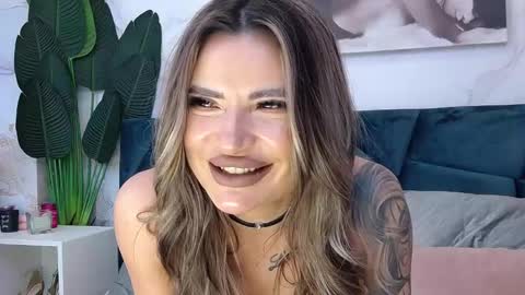 Amy online show from December 31, 8:37 am