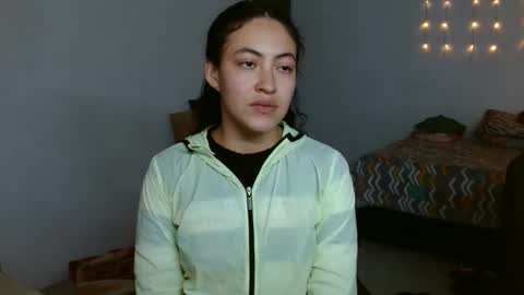 amitlu_ online show from February 18, 10:36 pm