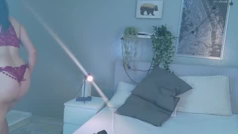 A M M Y  online show from February 9, 2:41 pm