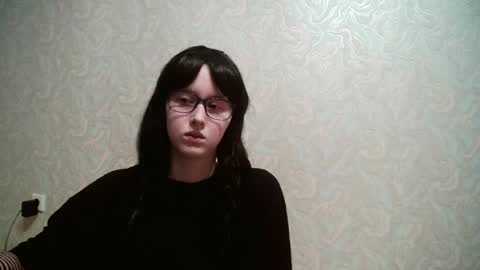 Amomira honeyx online show from April 1, 3:40 am