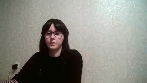 Amomira honeyx online show from January 7, 1:14 pm