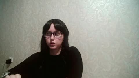 Amomira honeyx online show from June 17, 3:35 pm