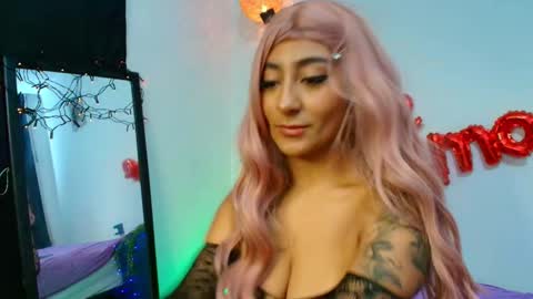 Snapshot of amonet_23 chatting on October 23, 12:05 am amonet 23 online show from October 23, 12:05 am