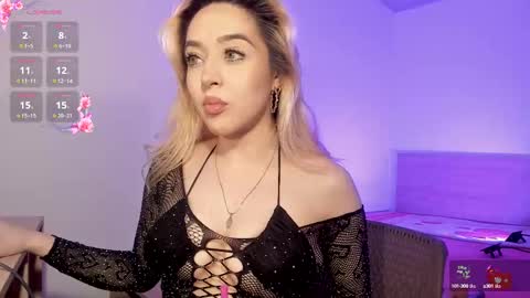 Snapshot of amorkiss chatting on September 28, 9:36 am Amorkiss online show from September 28, 9:36 am