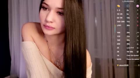 Amy online show from December 4, 1:24 pm