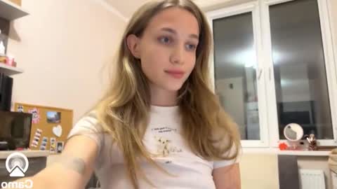 Snapshot of amy_meoww chatting on October 16, 5:15 pm amy_meoww online show from October 16, 5:15 pm