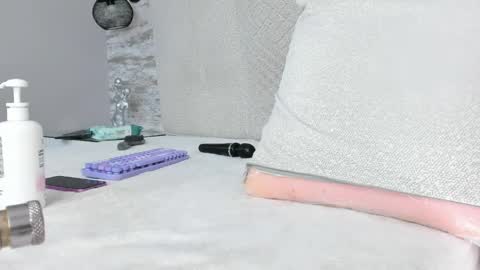 amydexter online show from May 14, 11:05 am