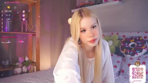  LINA  online show from February 20, 7:19 pm