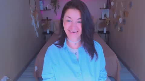 Ana online show from May 22, 10:24 am