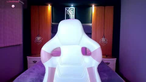 Snapshot of ana_taylor2 chatting on September 12, 2:01 am Ana online show from September 12, 2:01 am