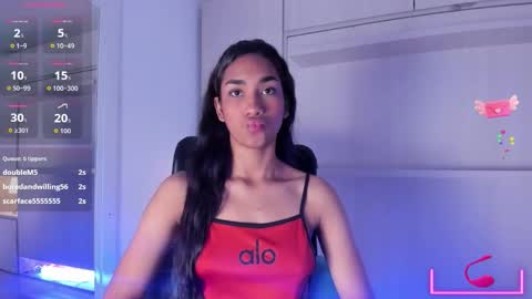 anaacollins_ online show from December 5, 1:01 pm