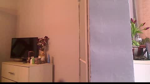 anaiserebel online show from February 13, 7:43 am