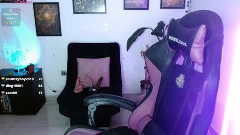      help me to get 100 thumps up  online show from March 16, 5:44 am