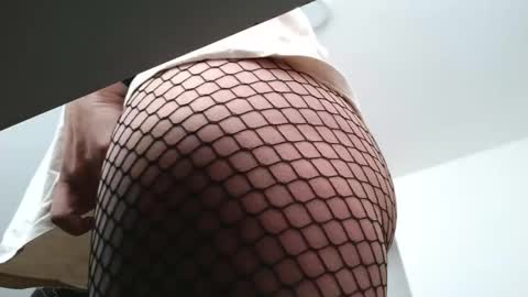   online show from February 10, 12:30 pm