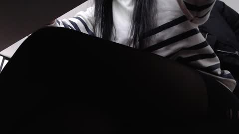 Snapshot of anddrea_ chatting on January 24, 11:48 am online show from January 24, 11:48 am