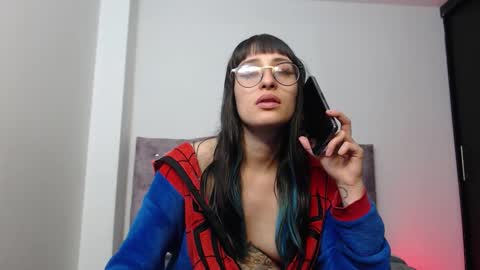 Snapshot of andrasla chatting on October 23, 4:29 am Andras online show from October 23, 4:29 am