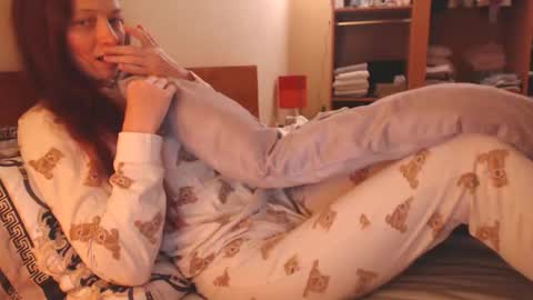 Andra online show from December 20, 4:00 pm