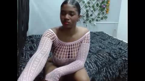 andrea1_ebony online show from November 13, 9:36 pm