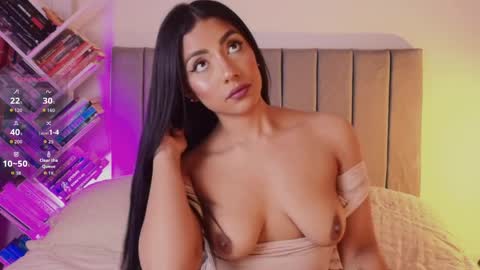 andy_saenz13 online show from March 30, 11:26 pm