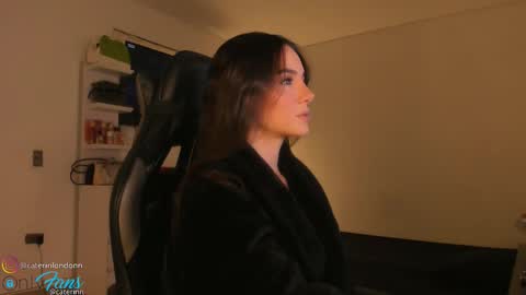      online show from October 17, 6:38 am